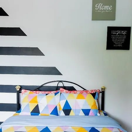 Icolor Home & Stay Ch1 Tanah Rata Exterior photo