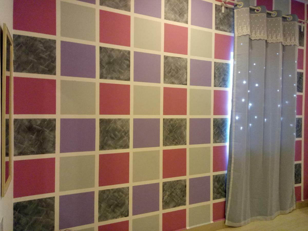 Apartment Icolor & Ch1 *
