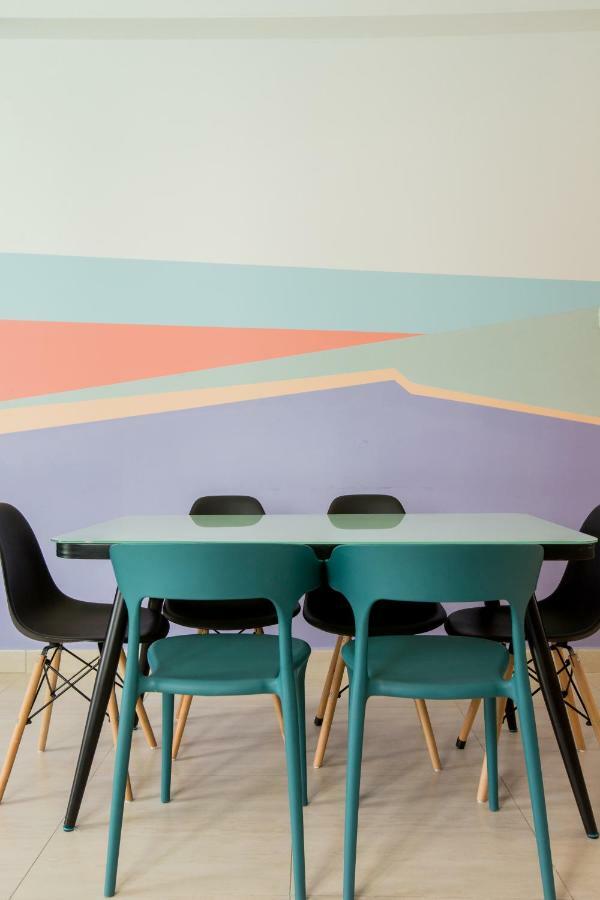 Icolor & Ch1 Apartment *